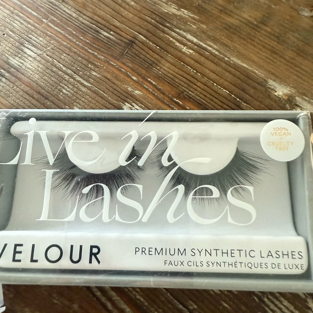 Synthetic Lashes‎